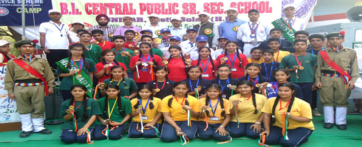 All Prize Winner with Chief Guest Principal JNV Kunihar on Sports meet  